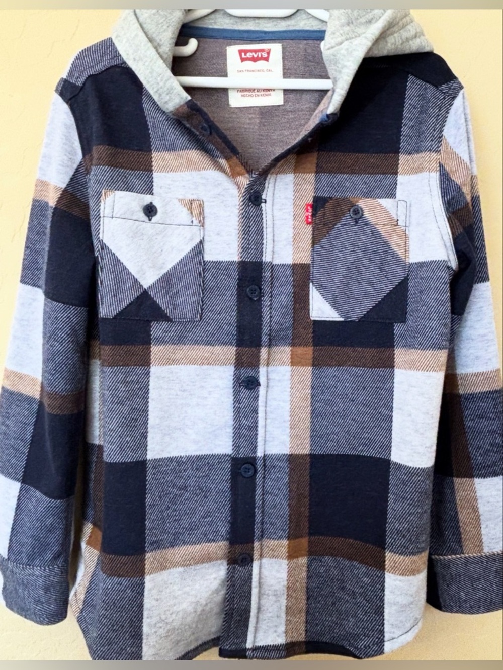 Kids Levi's Hooded Plaid Button-Up in Black, Gray & Brown & Blue-Size 8